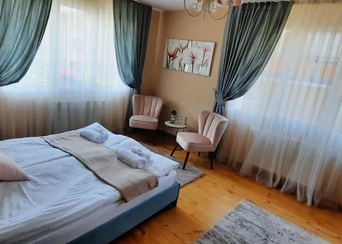 Апартамент Infinity Boutique