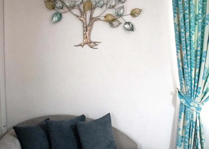 Daire Infinity Boutique *